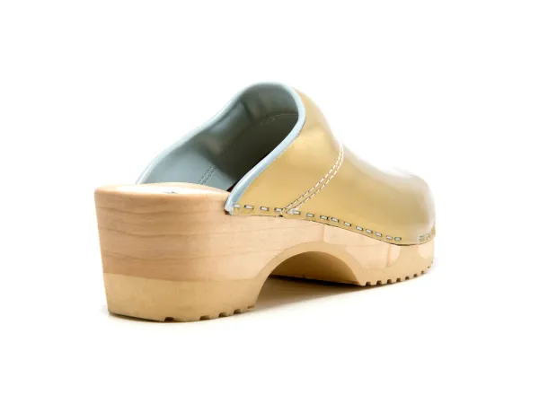 tjoelup_golden_girl_2.webp Tjoelup Golden Girl